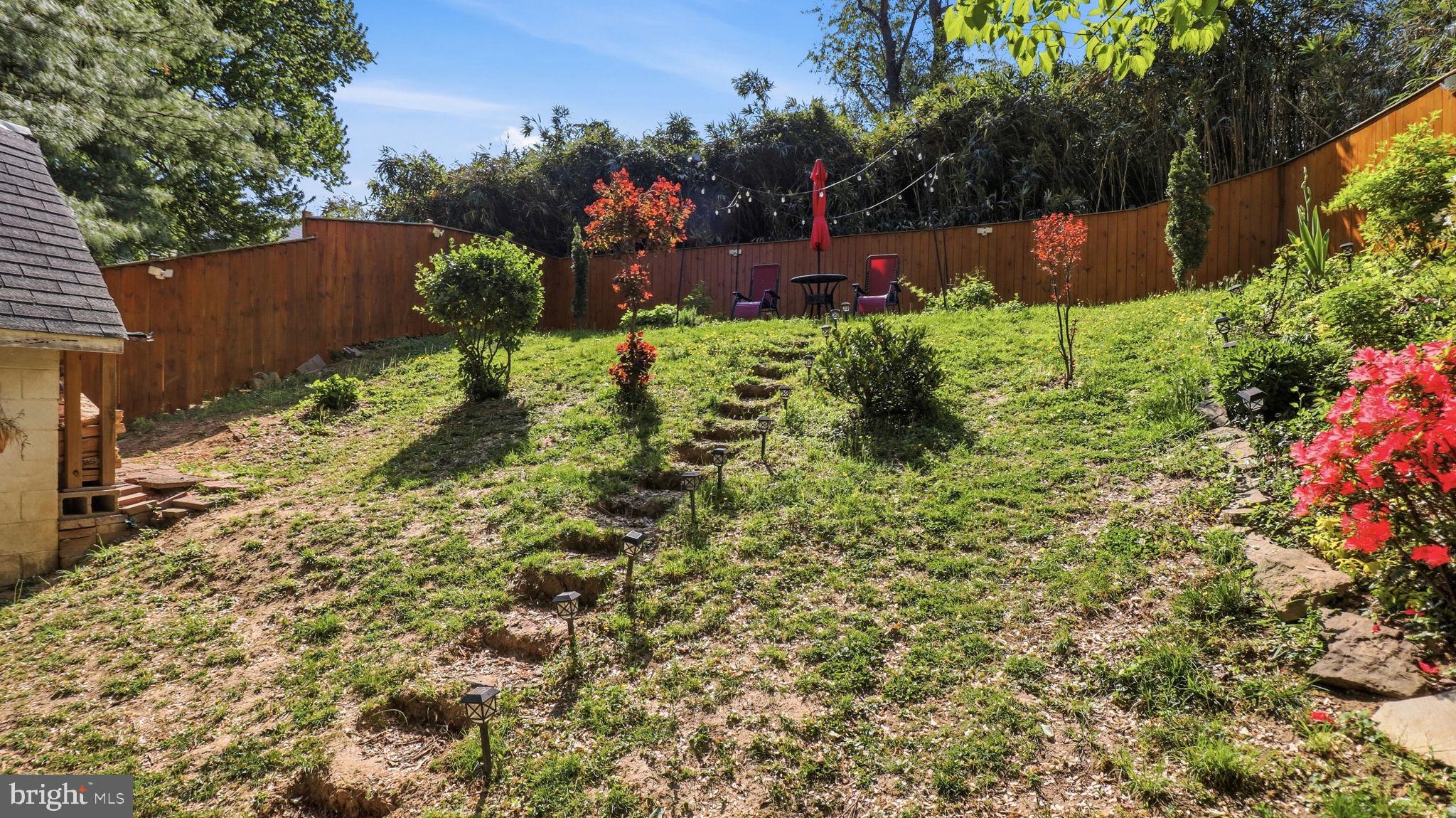 6719 KNOLLBROOK DRIVE