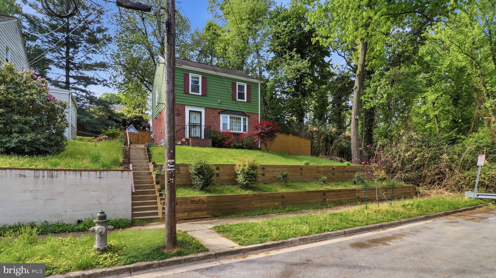 6719 KNOLLBROOK DRIVE