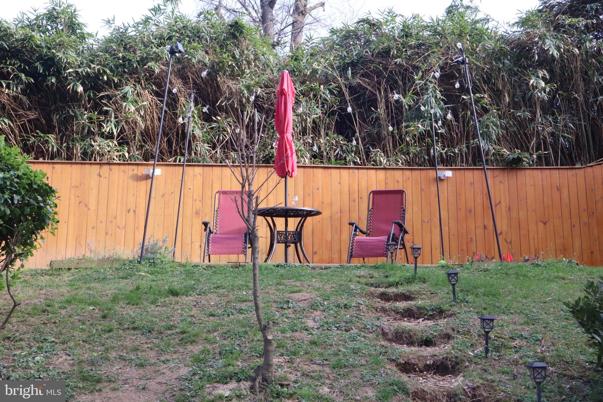 6719 KNOLLBROOK DRIVE