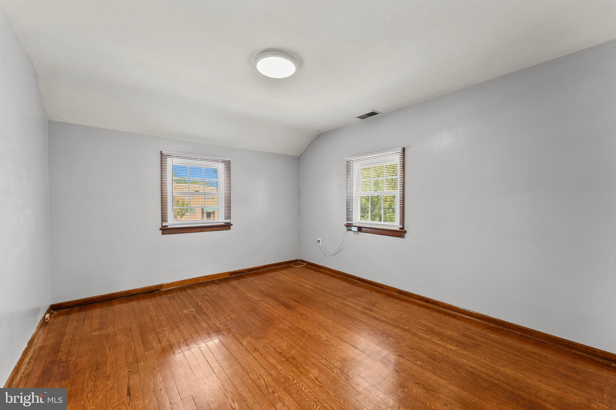 5615 QUEENS CHAPEL ROAD