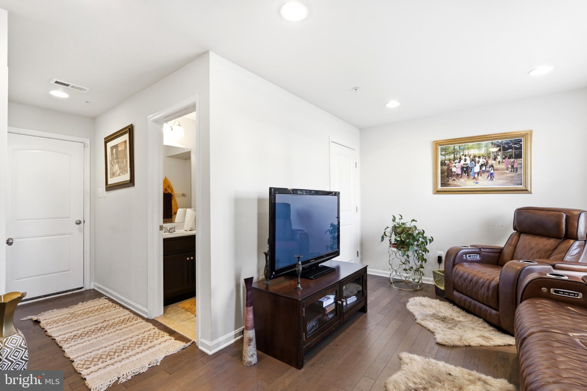 15440 GENERAL LAFAYETTE BOULEVARD