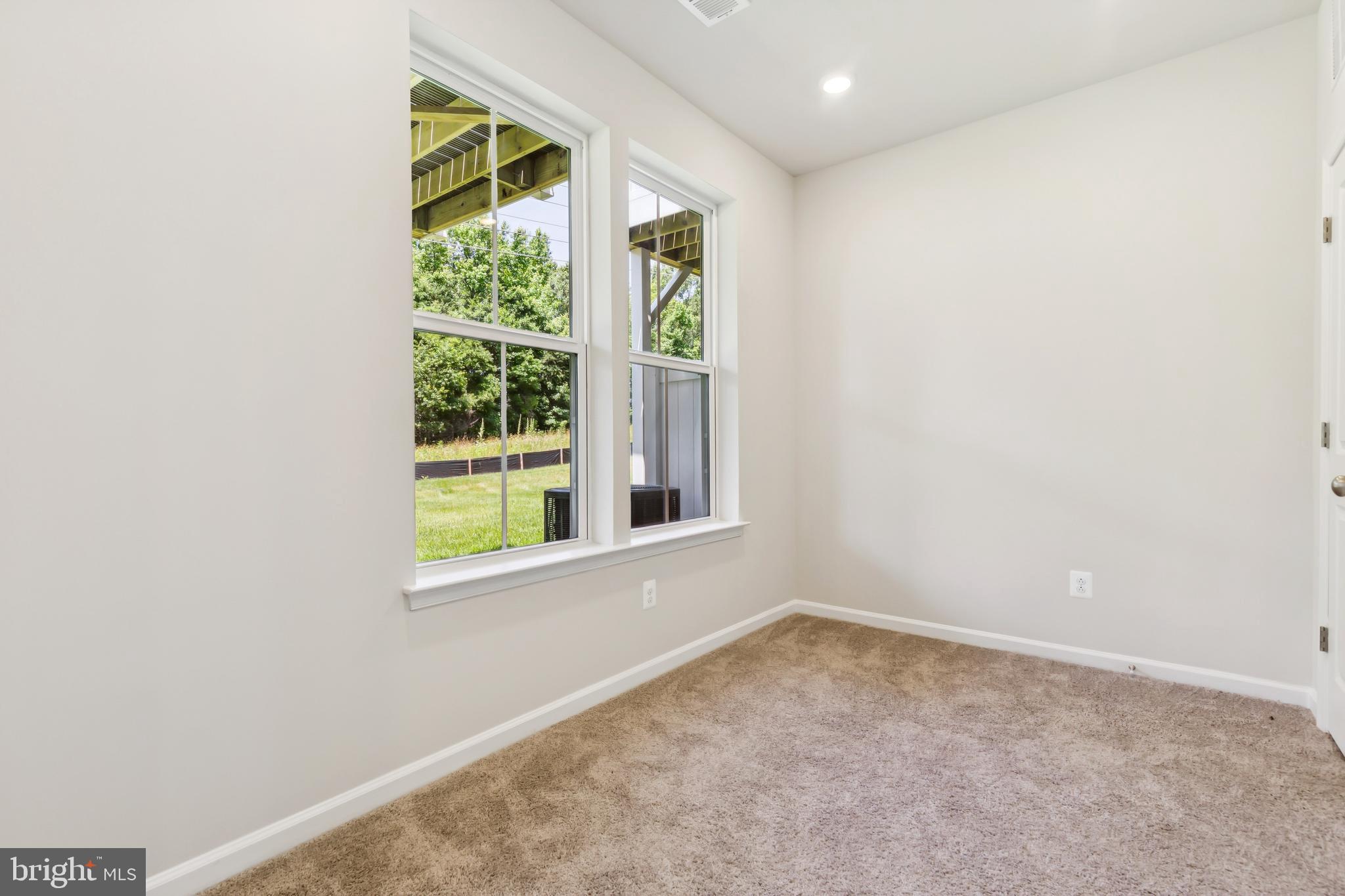 12106 RUNNING BULL WAY