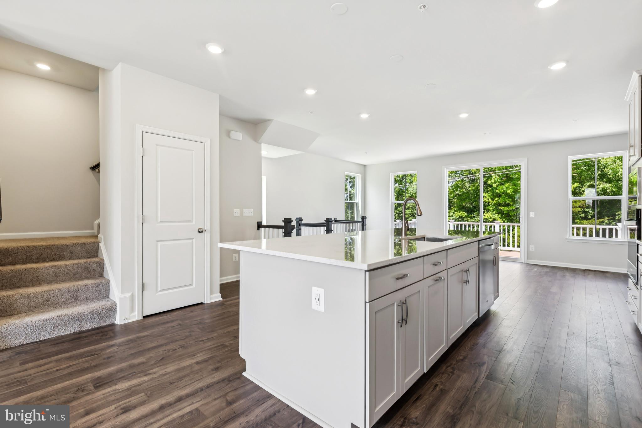 12106 RUNNING BULL WAY