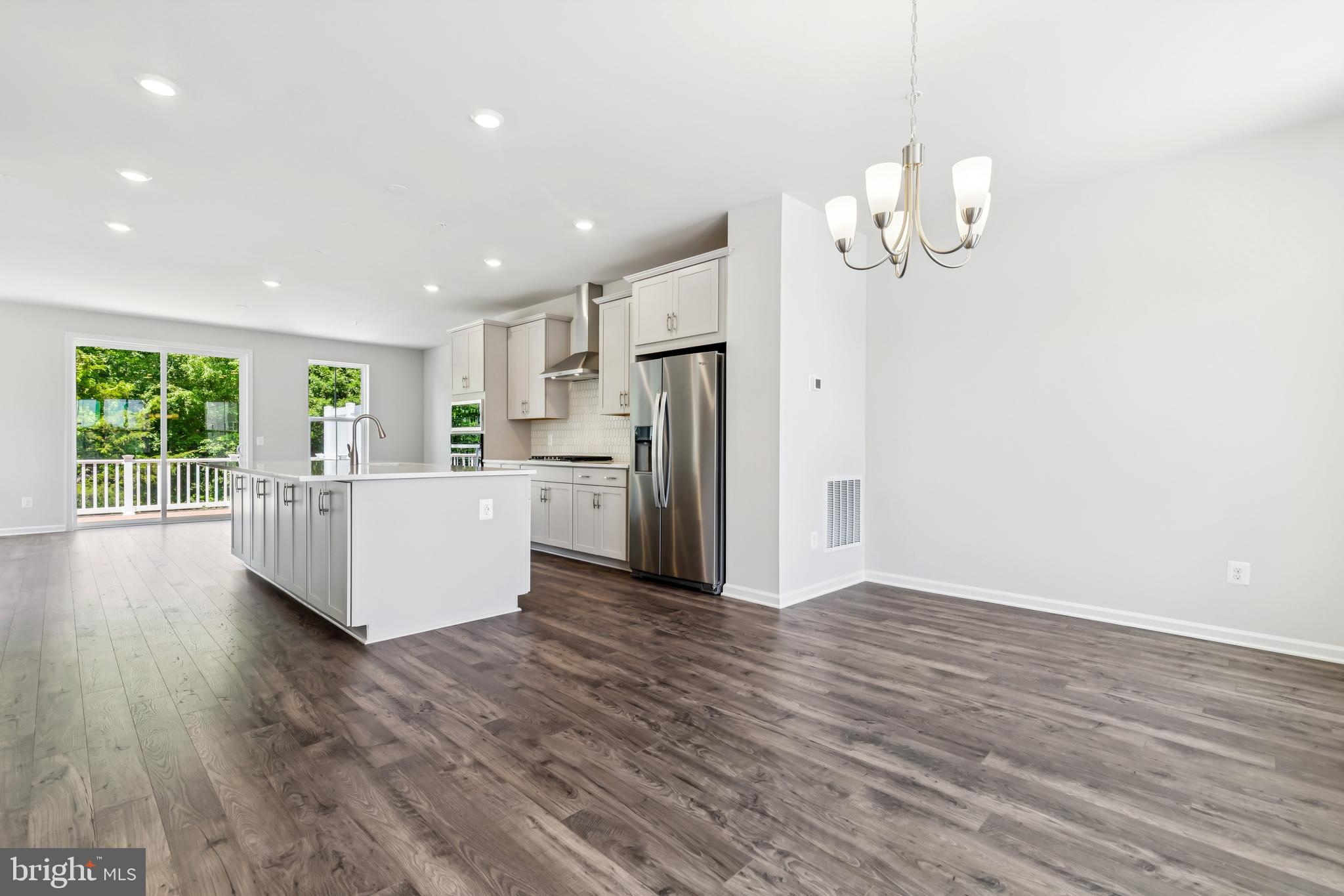 12106 RUNNING BULL WAY