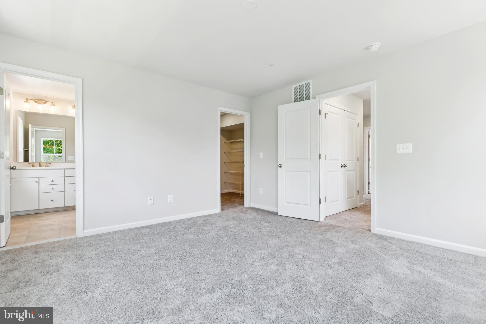 12106 RUNNING BULL WAY