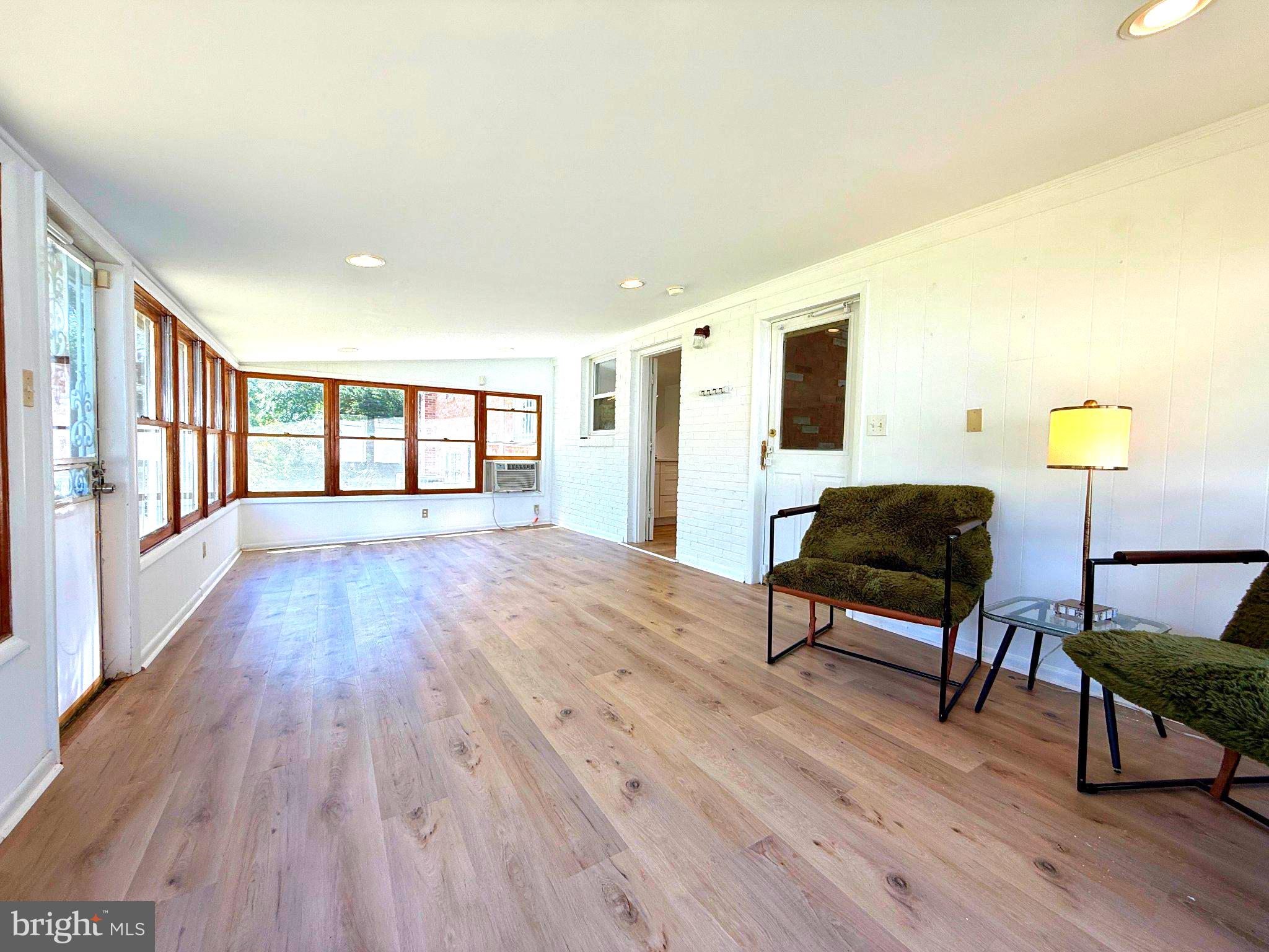 4805 TAMWORTH COURT