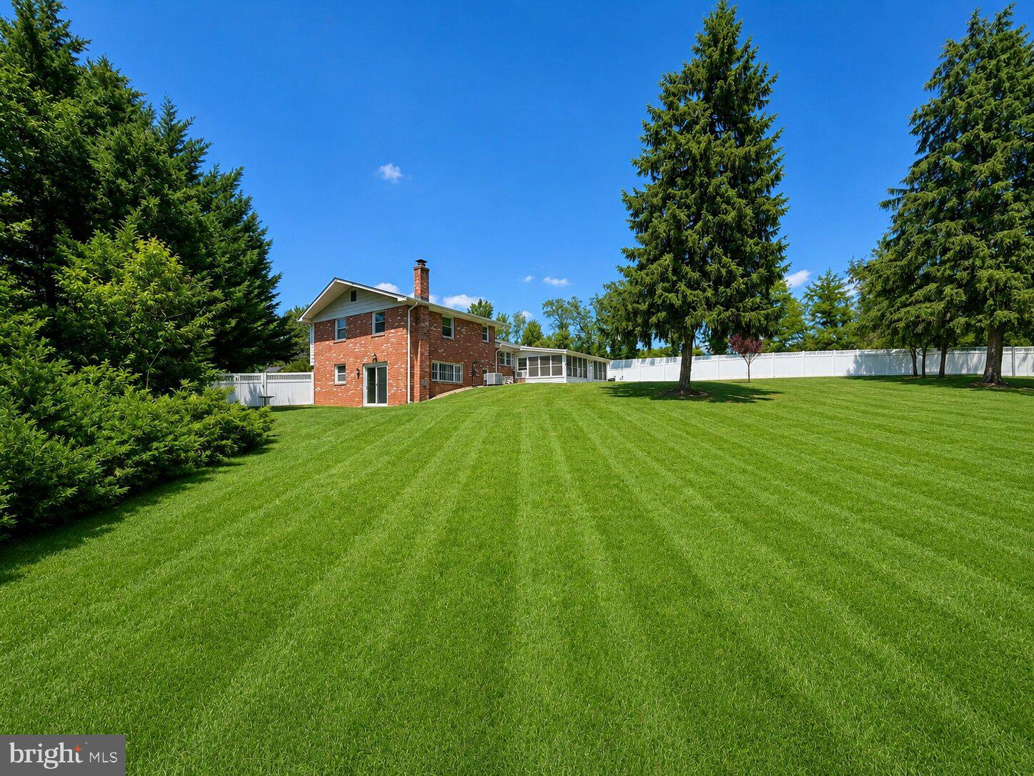 4805 TAMWORTH COURT