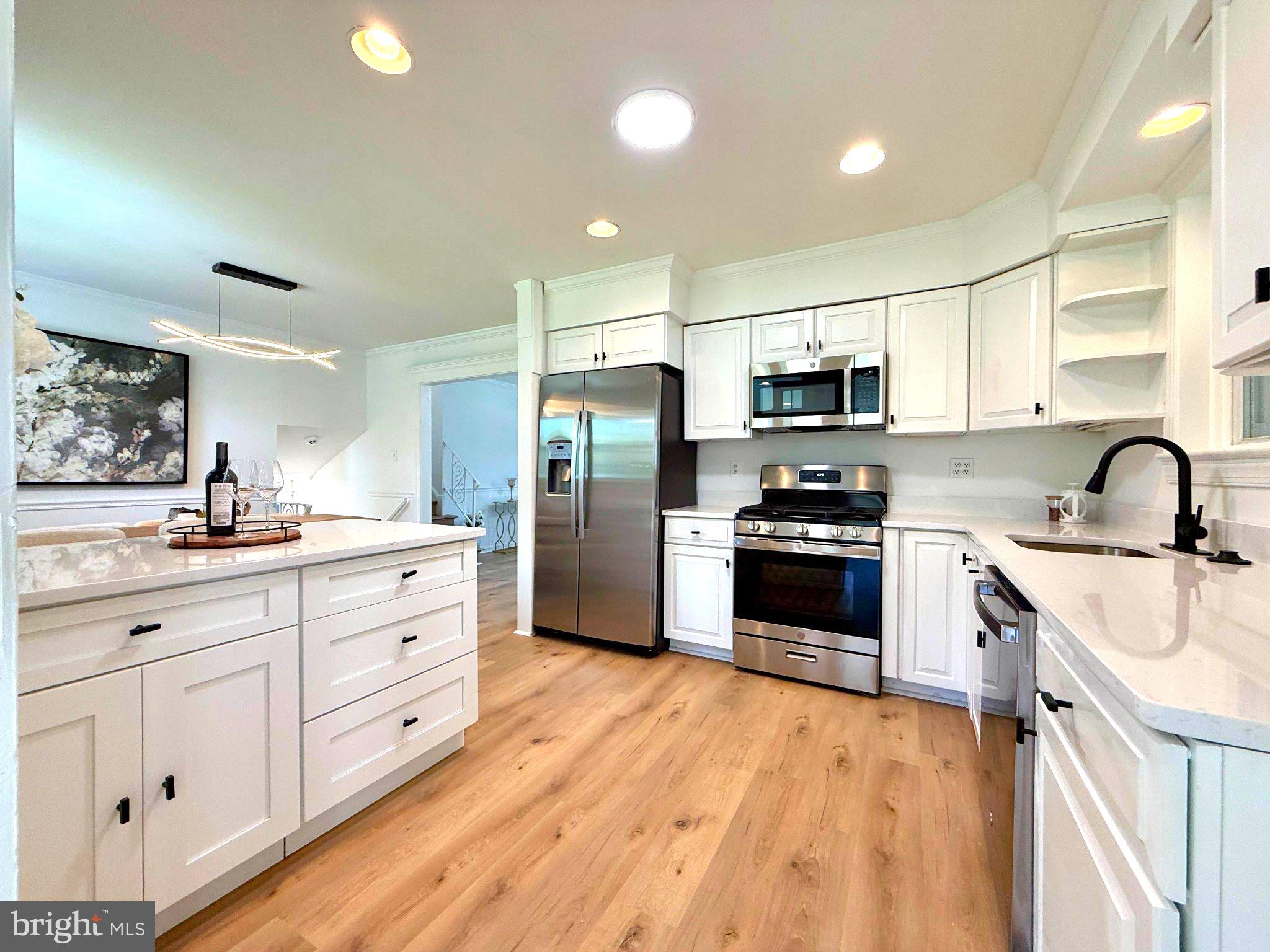 4805 TAMWORTH COURT