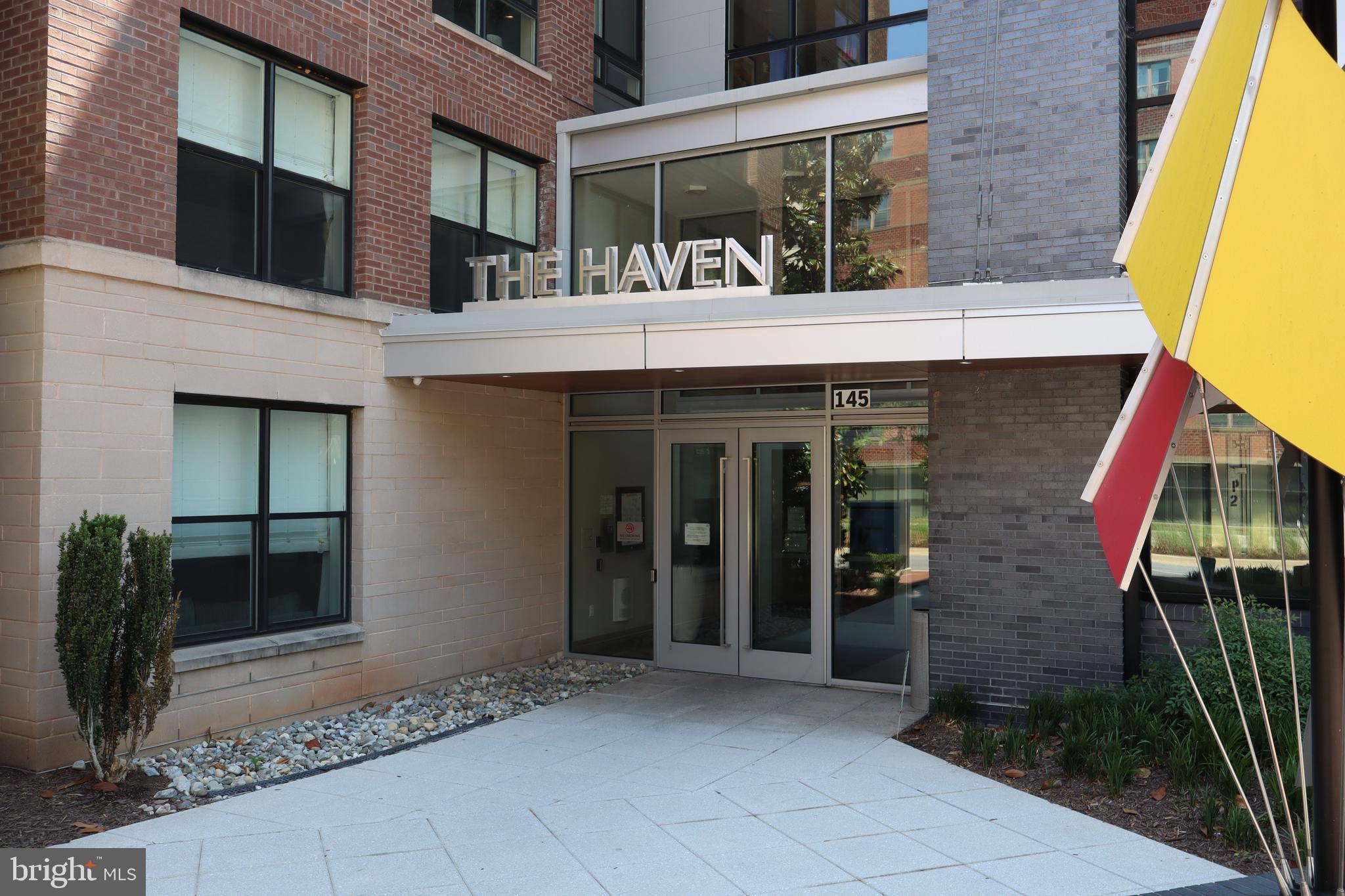 145 RIVERHAVEN DRIVE 445