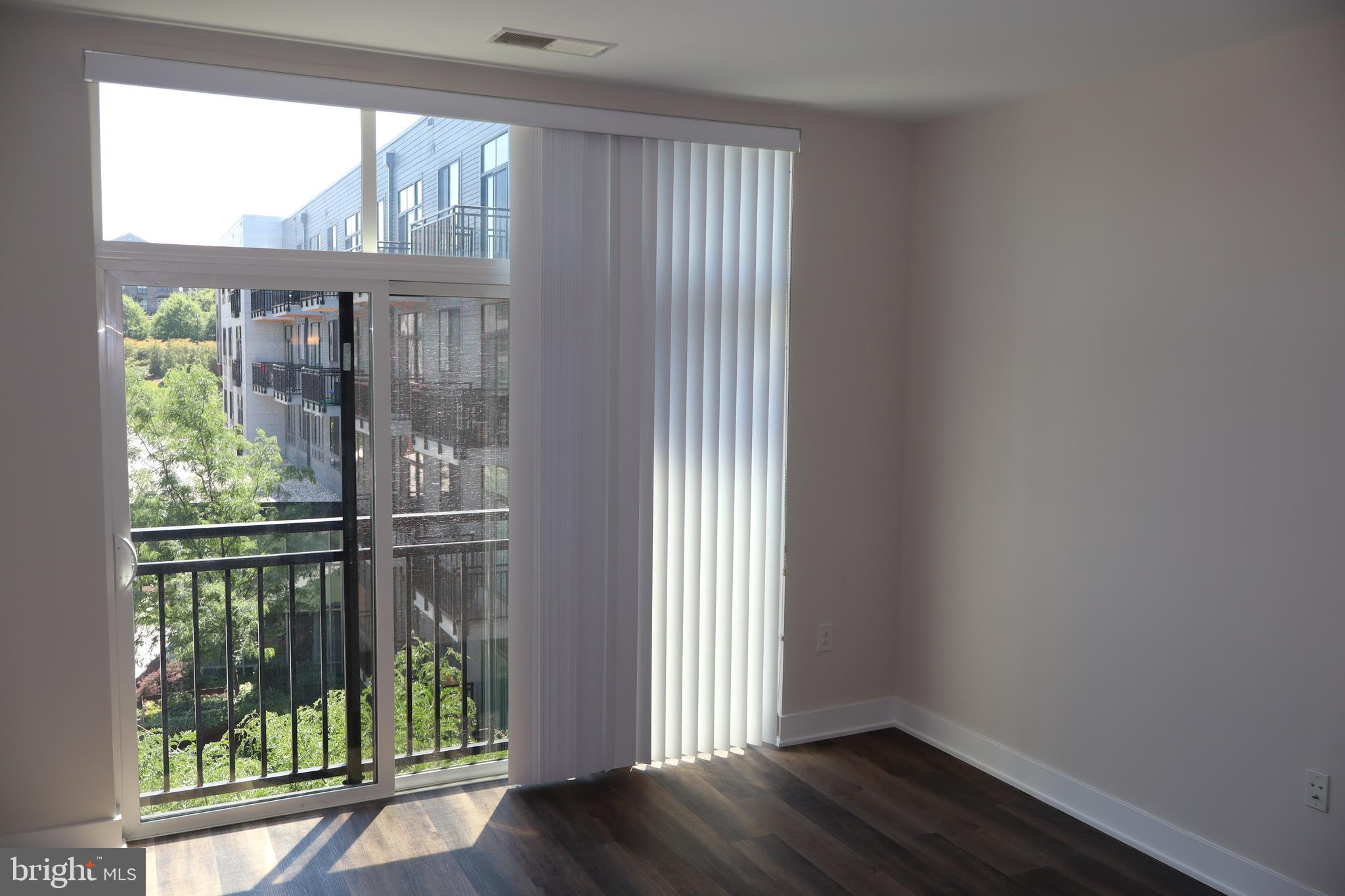 145 RIVERHAVEN DRIVE 445