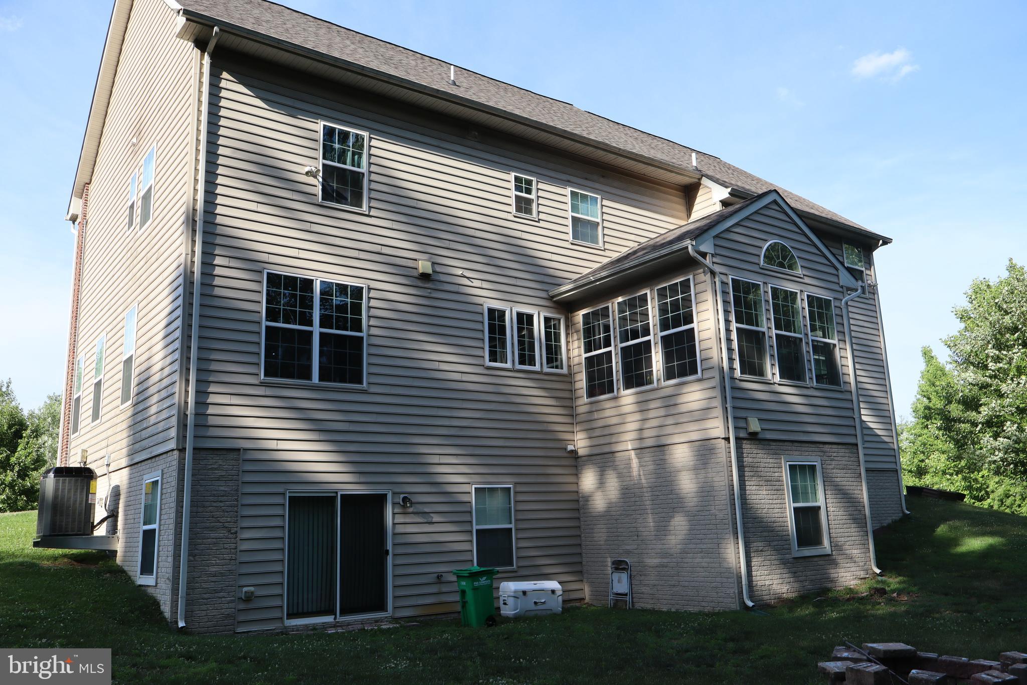 2700 WEARY CREEK COURT