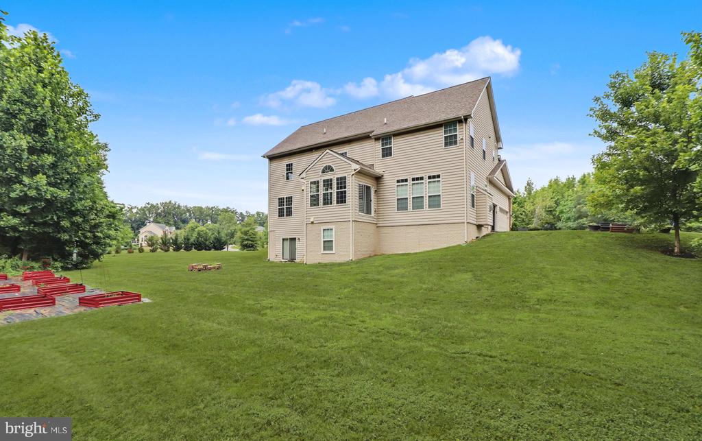 2700 WEARY CREEK COURT