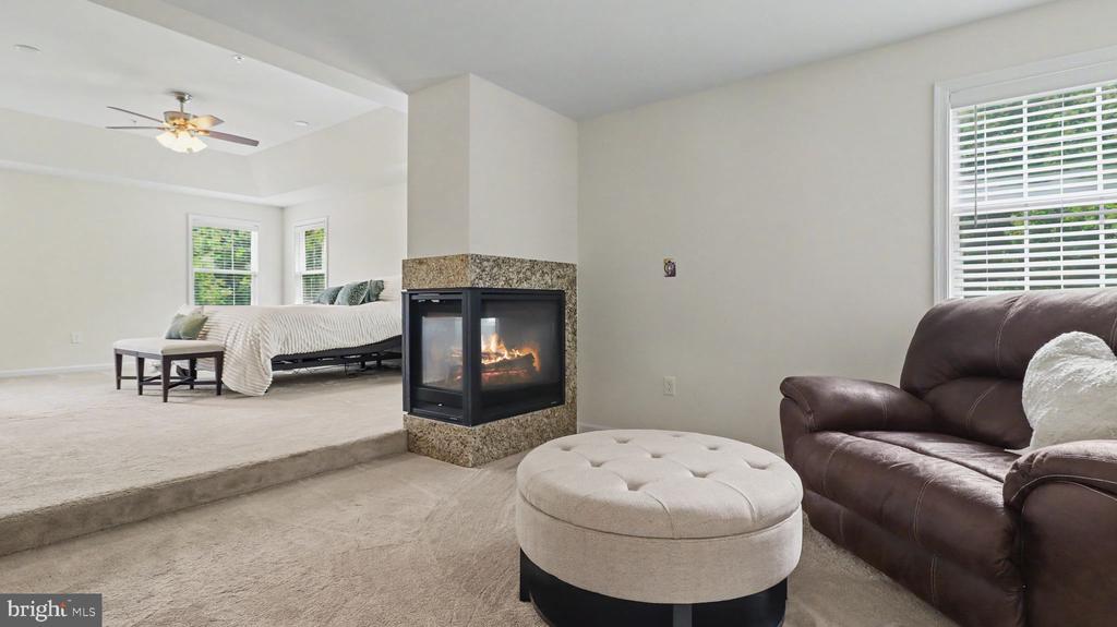 2700 WEARY CREEK COURT