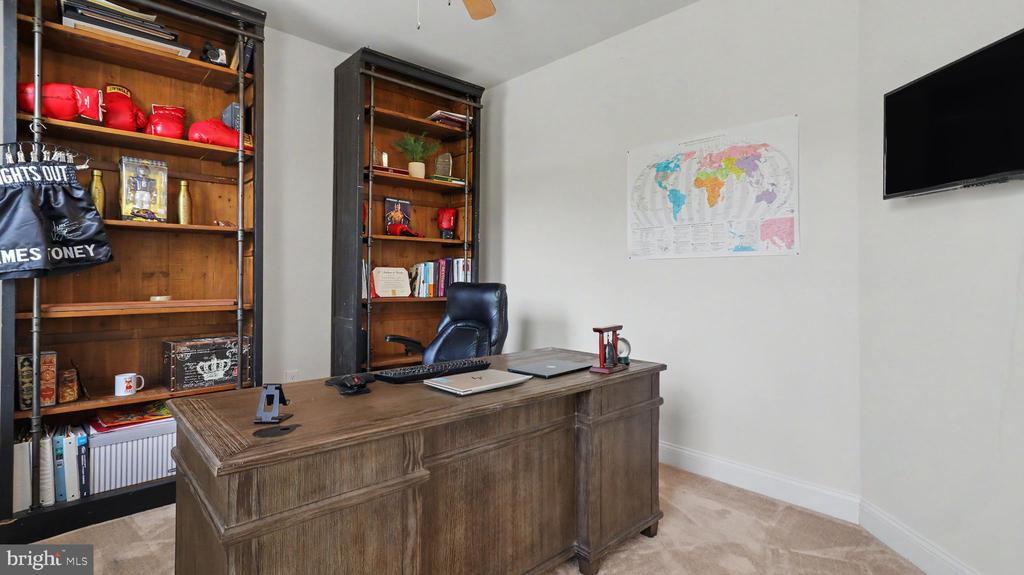 2700 WEARY CREEK COURT