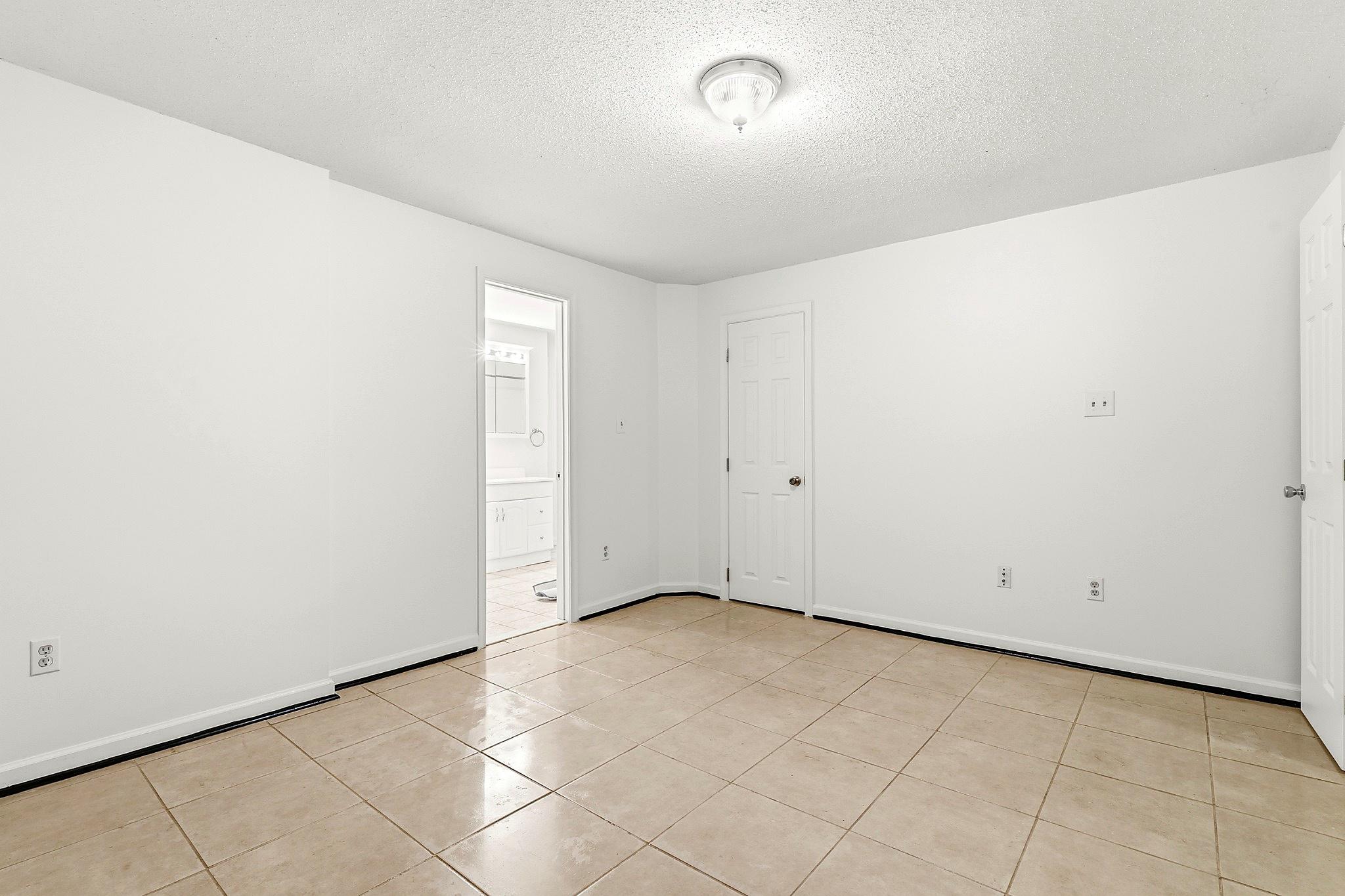 5802 BOST LANE