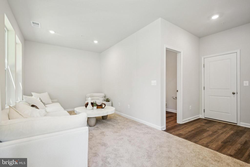12128 RUNNING BULL WAY