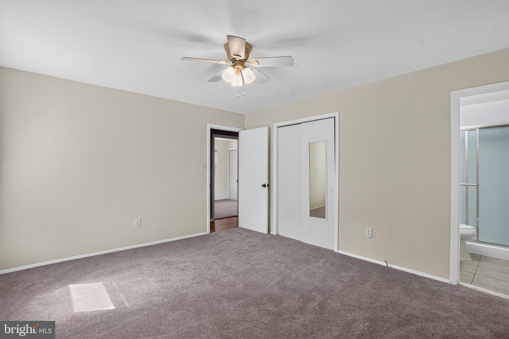 6102 BROOKE JANE DRIVE