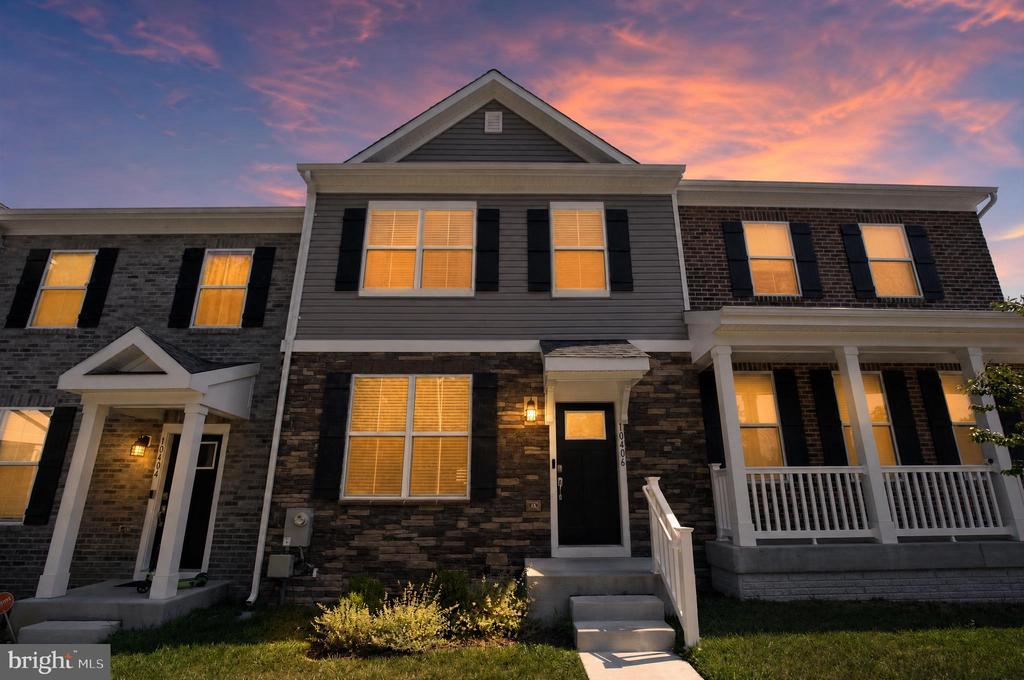 10406 SERENADE LANE