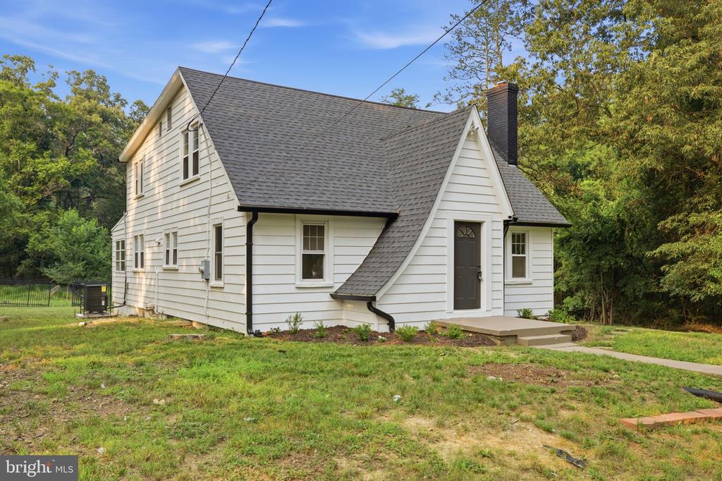 3412 OAKLAWN ROAD