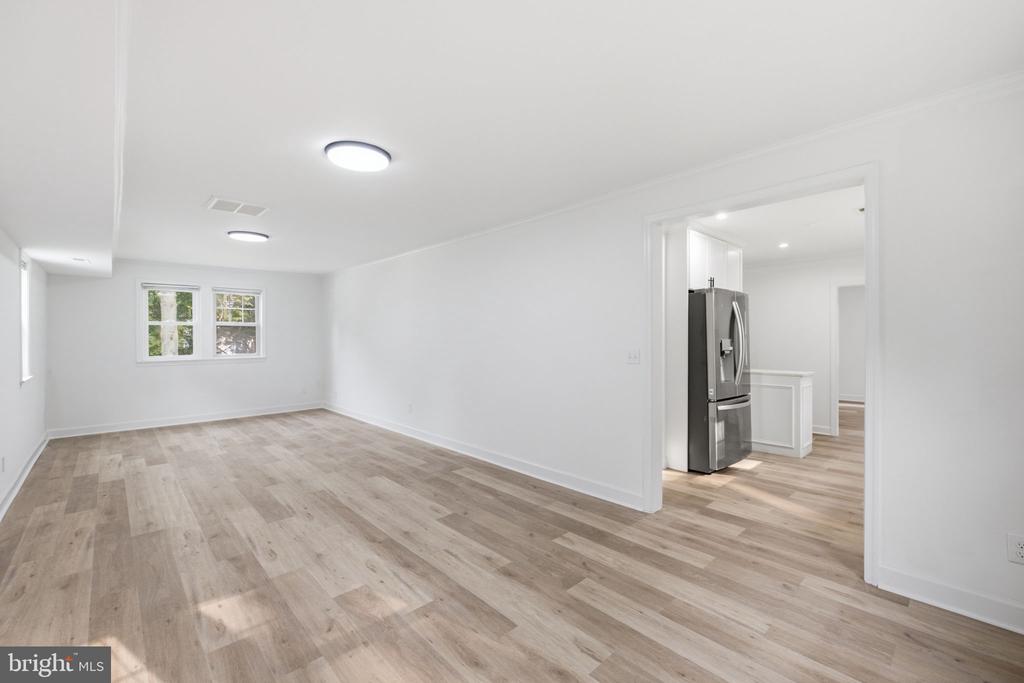 3412 OAKLAWN ROAD