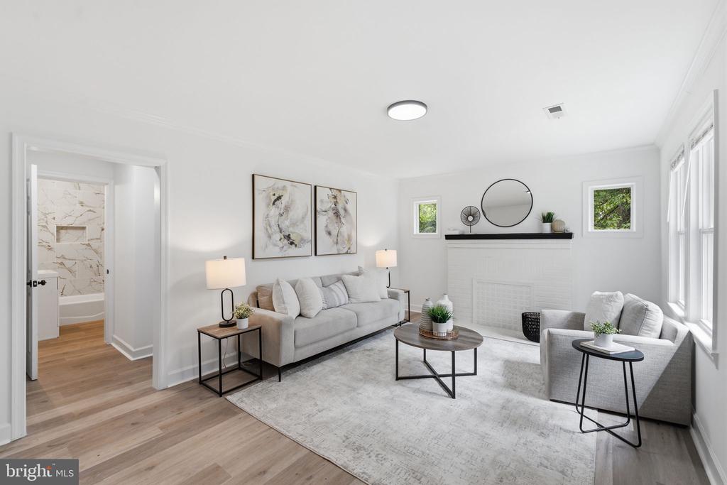 3412 OAKLAWN ROAD