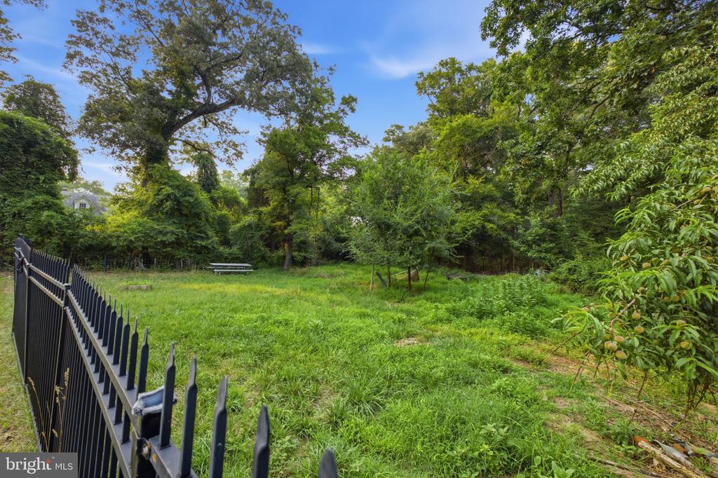 3412 OAKLAWN ROAD