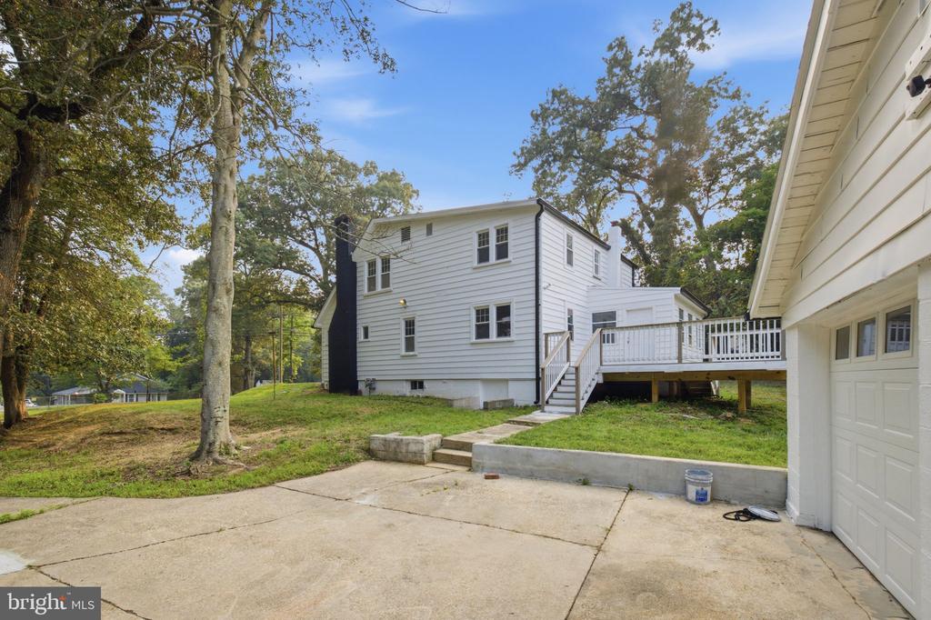 3412 OAKLAWN ROAD
