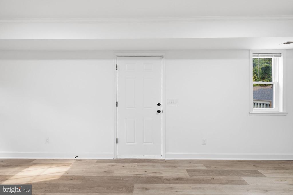 3412 OAKLAWN ROAD