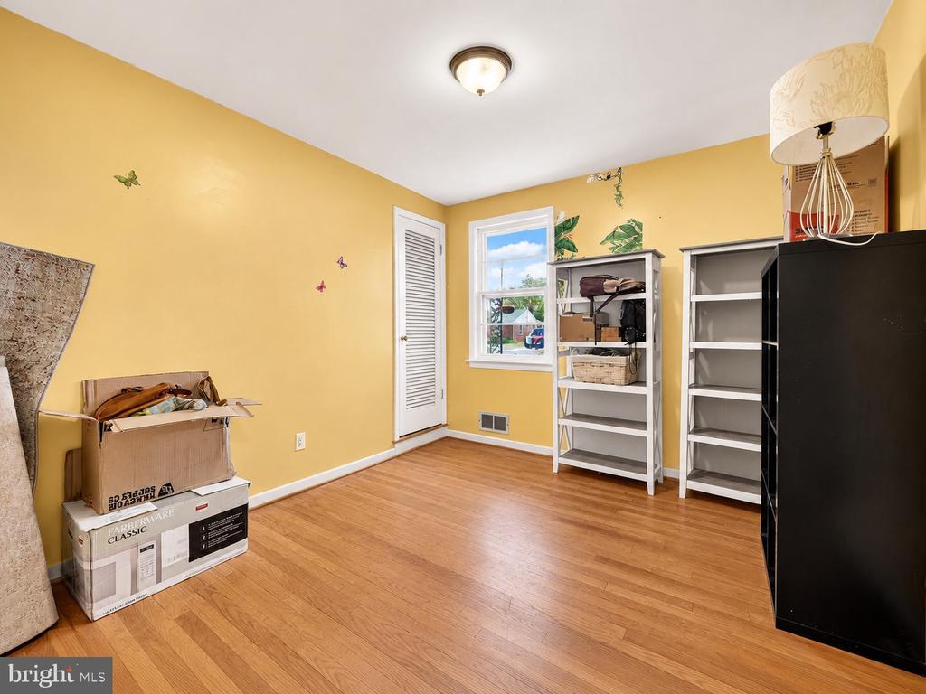 6213 JOYCE DRIVE