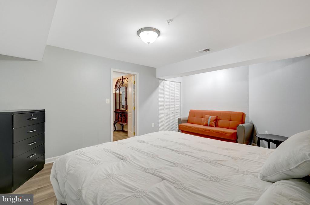 4905 FAITH CROSSING COURT