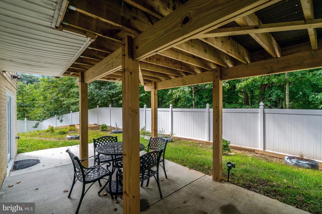 4905 FAITH CROSSING COURT