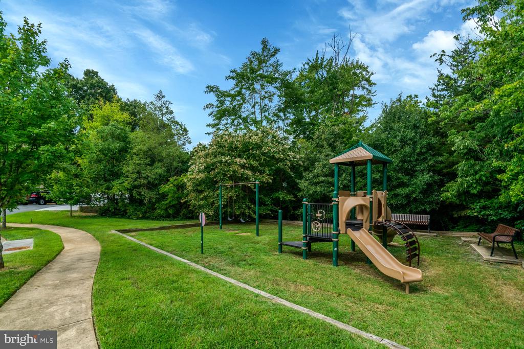 4905 FAITH CROSSING COURT