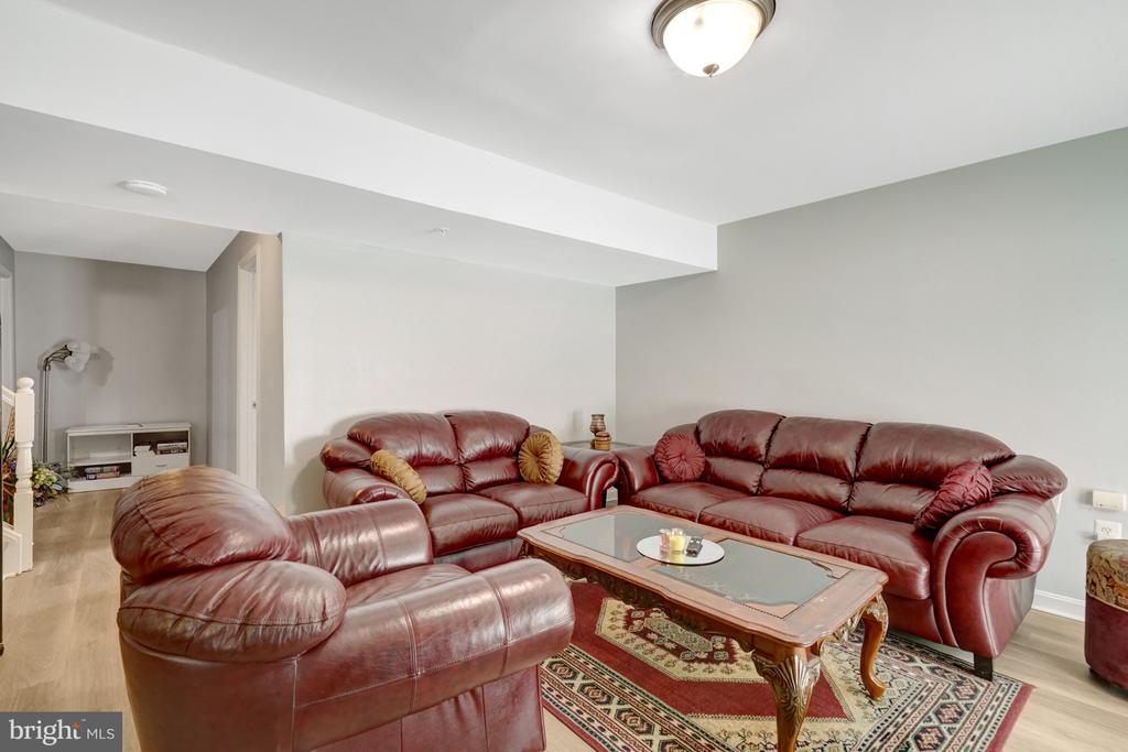 4905 FAITH CROSSING COURT