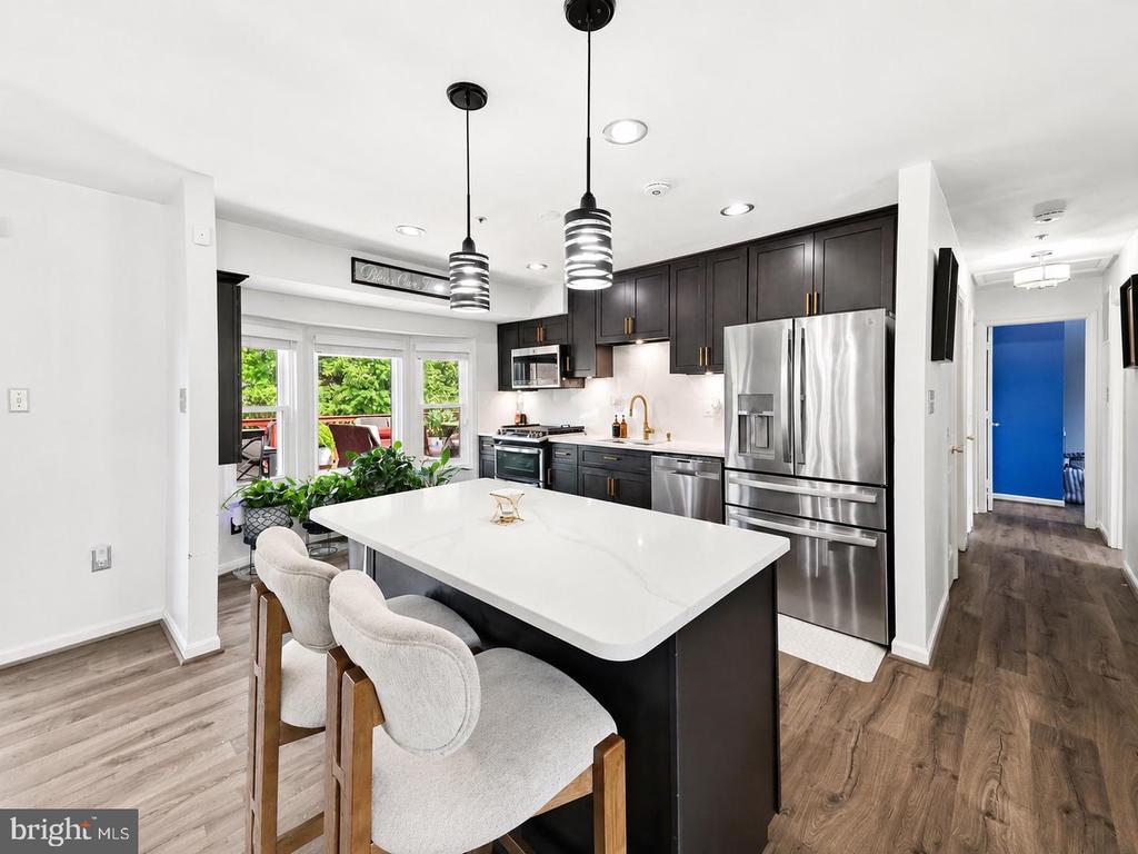 12305 BIRCHVIEW DRIVE