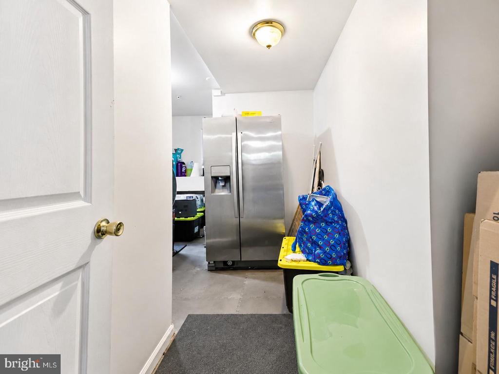 12305 BIRCHVIEW DRIVE