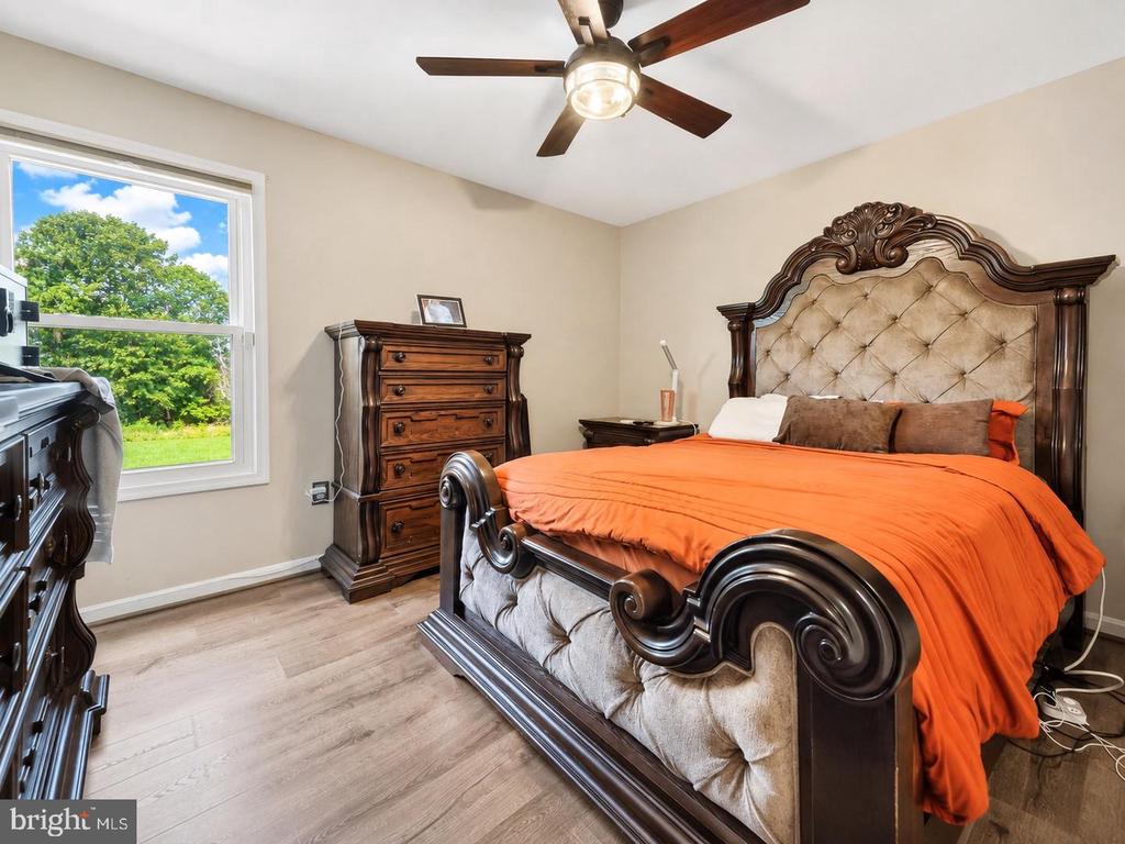 12305 BIRCHVIEW DRIVE