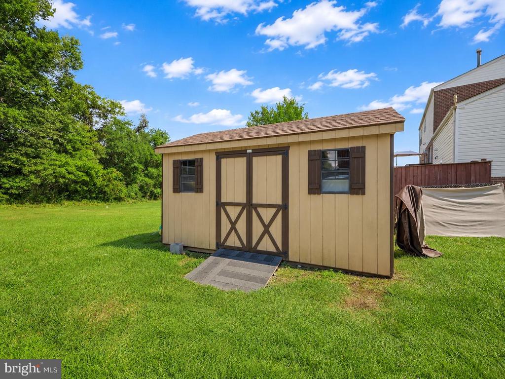 12305 BIRCHVIEW DRIVE