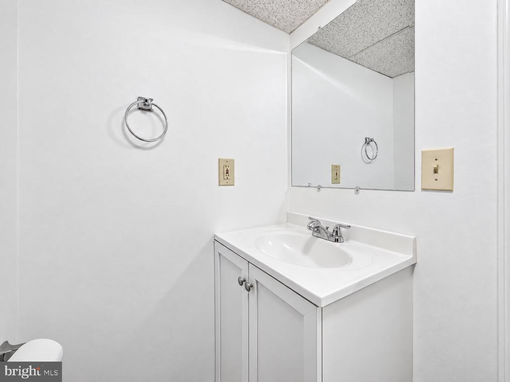 11509 BASSWOOD COURT