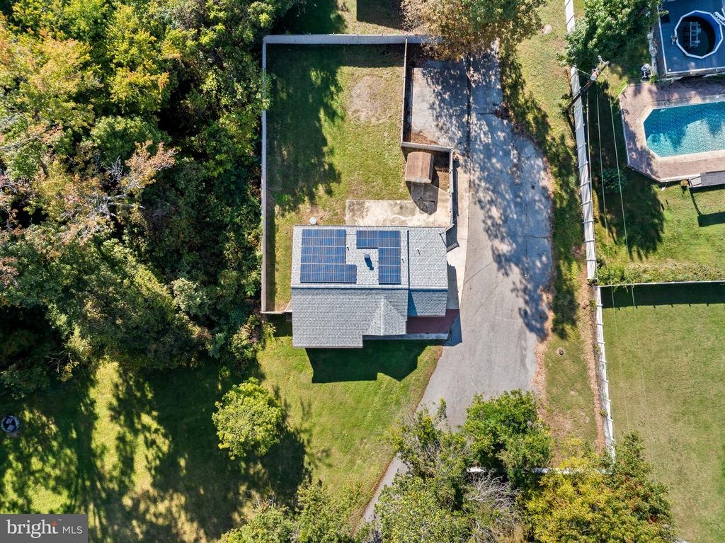 8132 WOODYARD ROAD