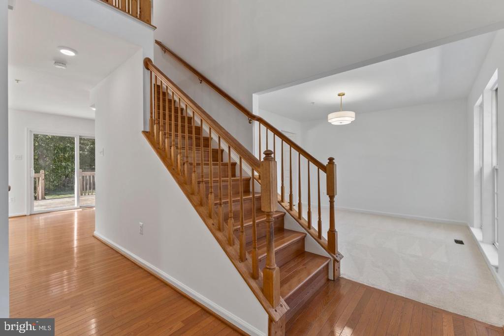 17811 SINGH COURT
