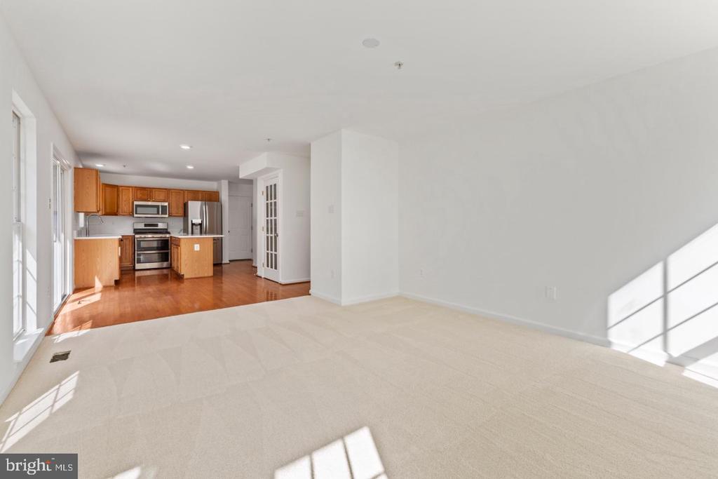 17811 SINGH COURT