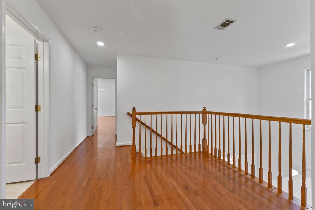 17811 SINGH COURT
