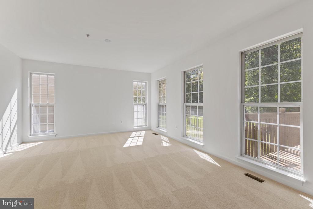 17811 SINGH COURT