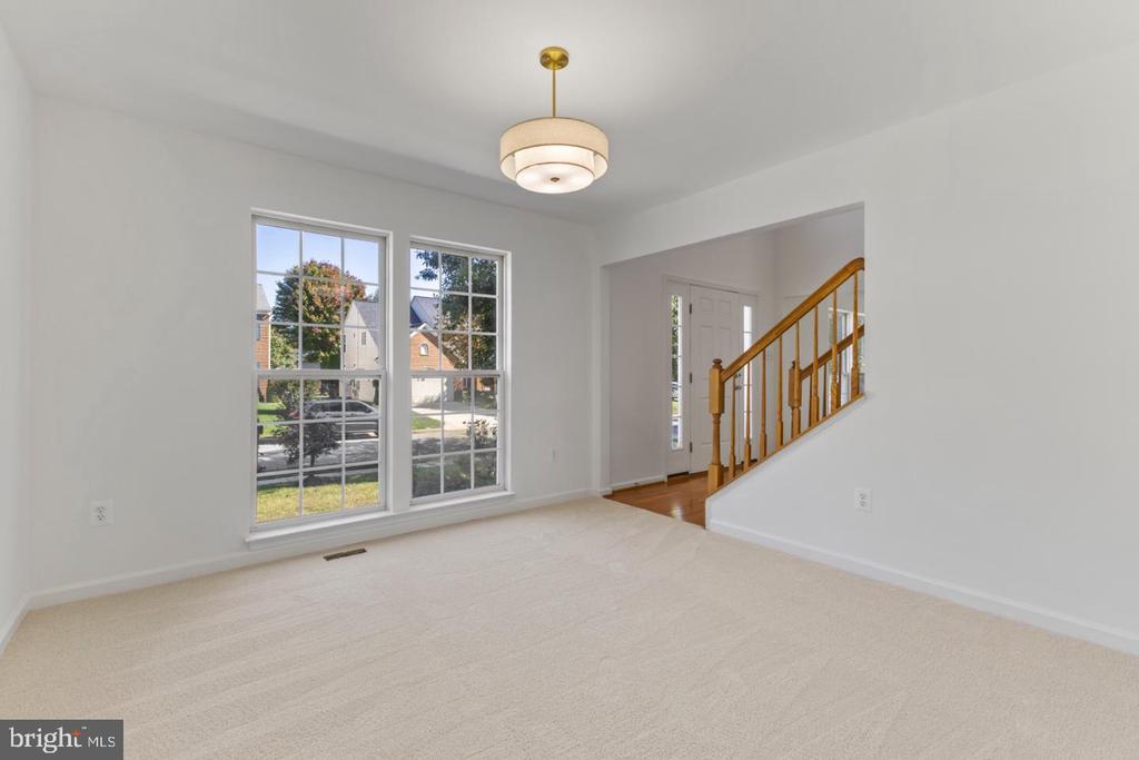17811 SINGH COURT