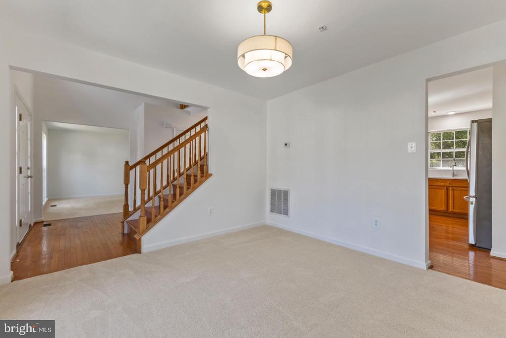 17811 SINGH COURT
