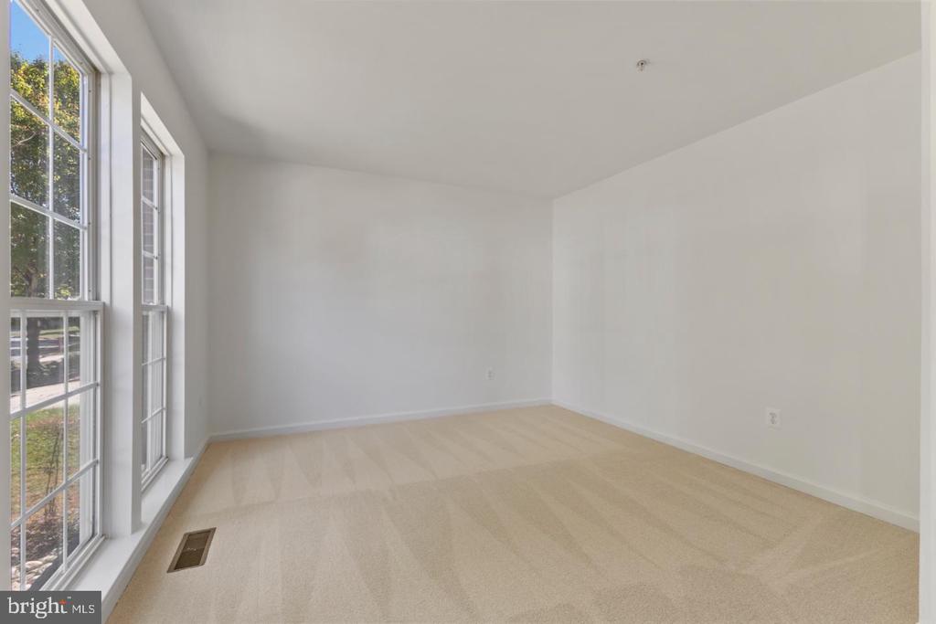 17811 SINGH COURT