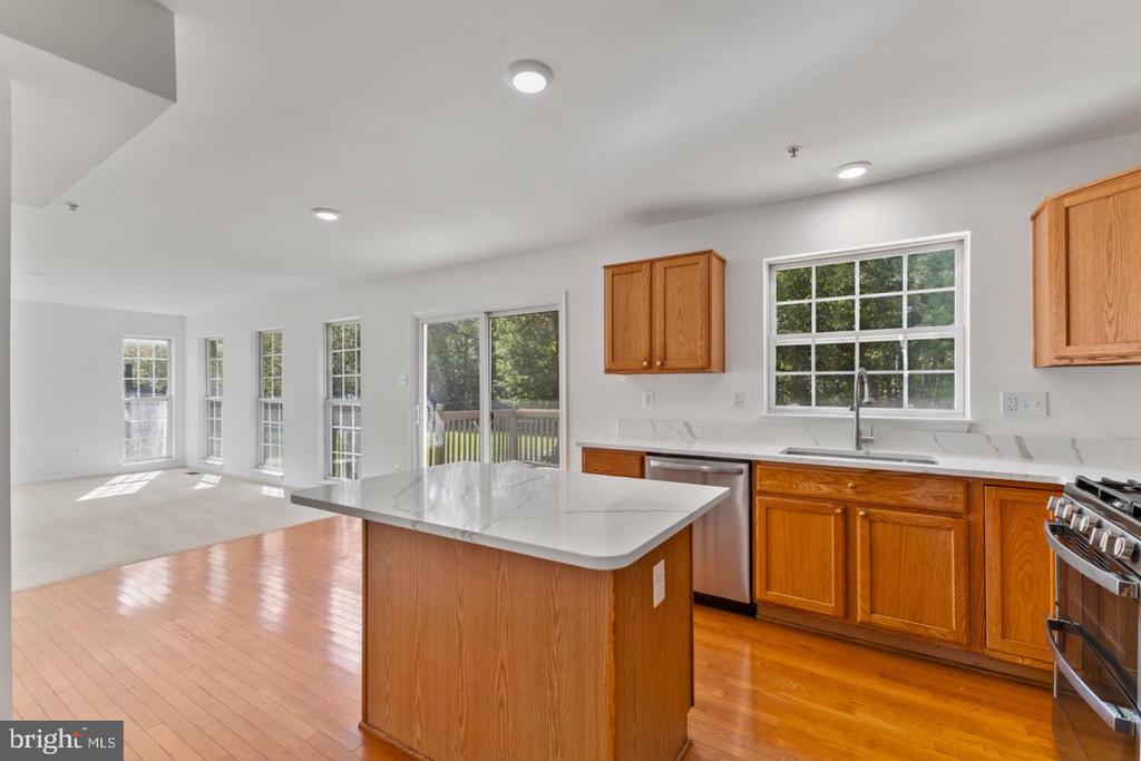 17811 SINGH COURT
