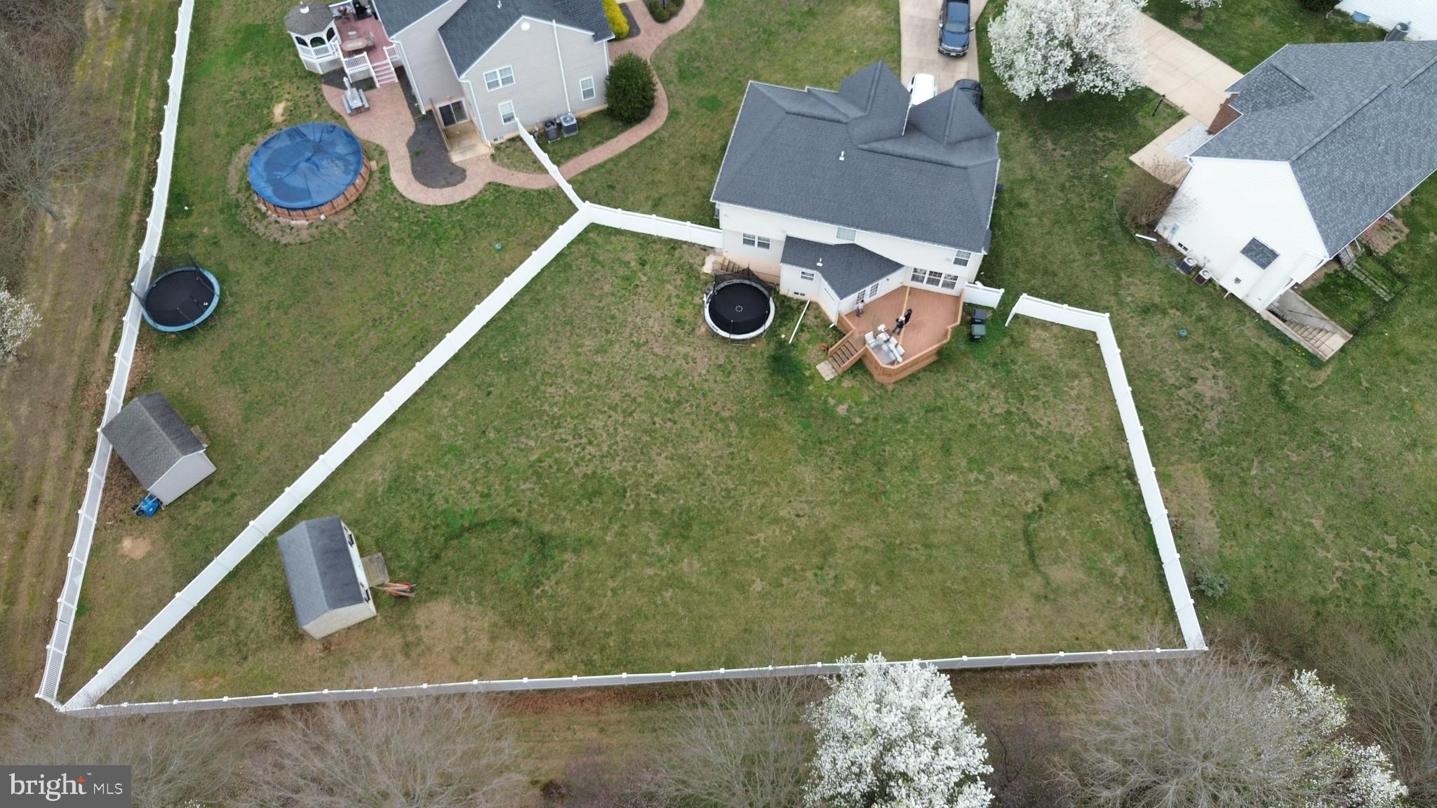 23564 Gunnell Dr