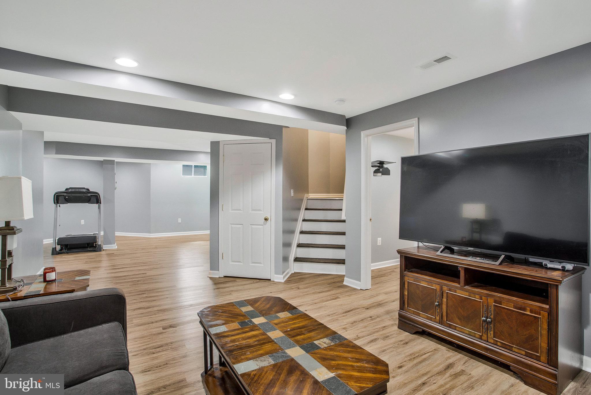 23564 Gunnell Dr