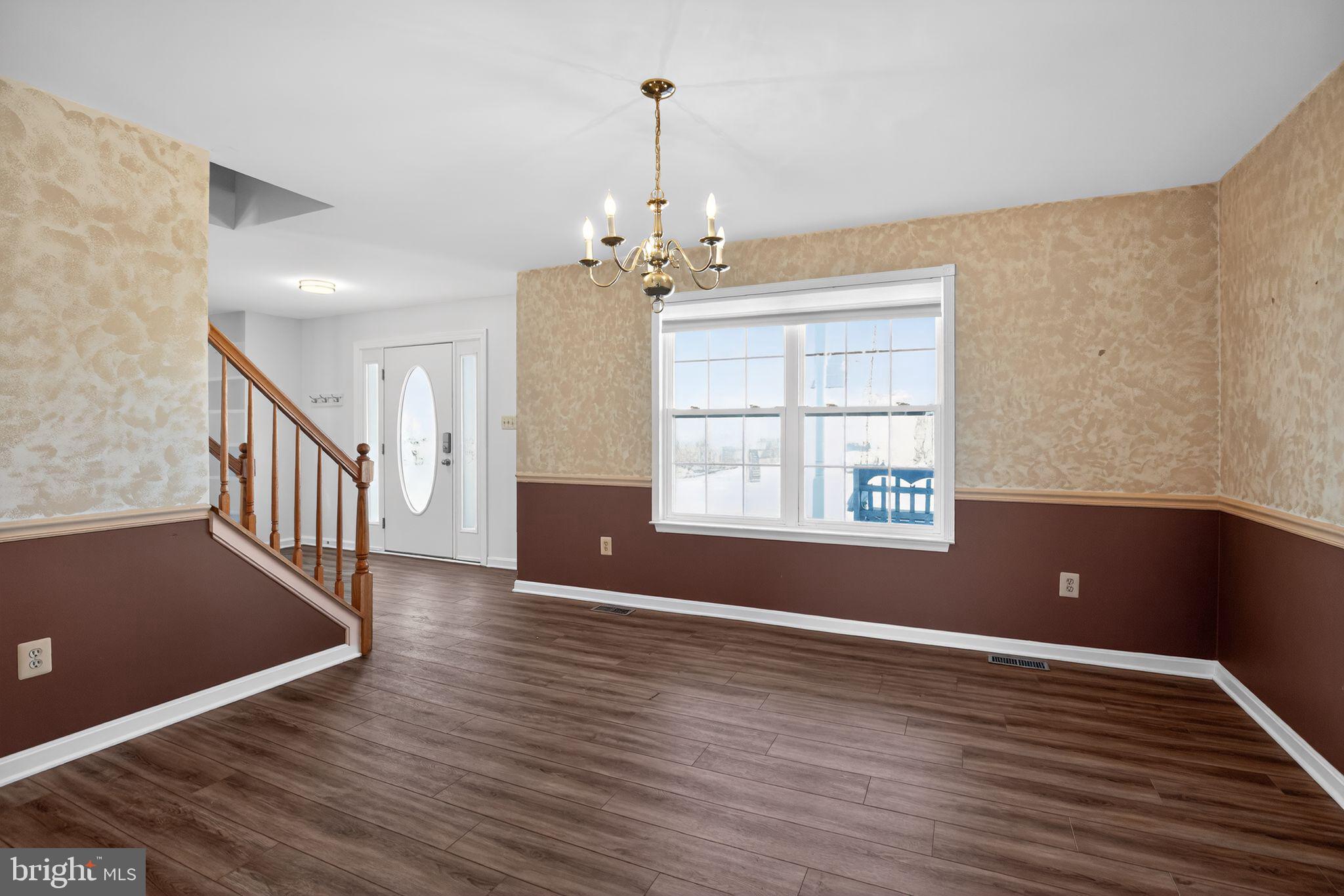 22136 SNAPDRAGON COURT